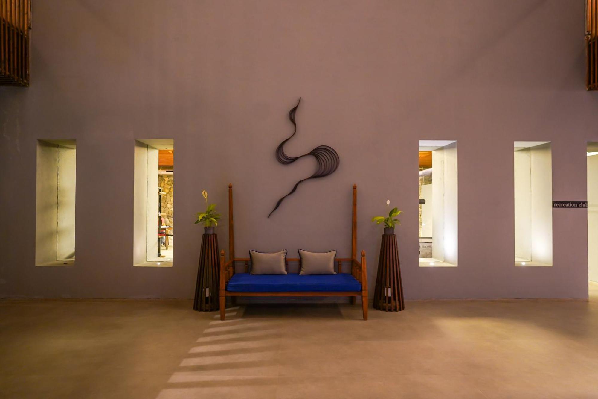 Radisson Resort And Spa ロナバラ エクステリア 写真 The interior of the Bvlgari Spa