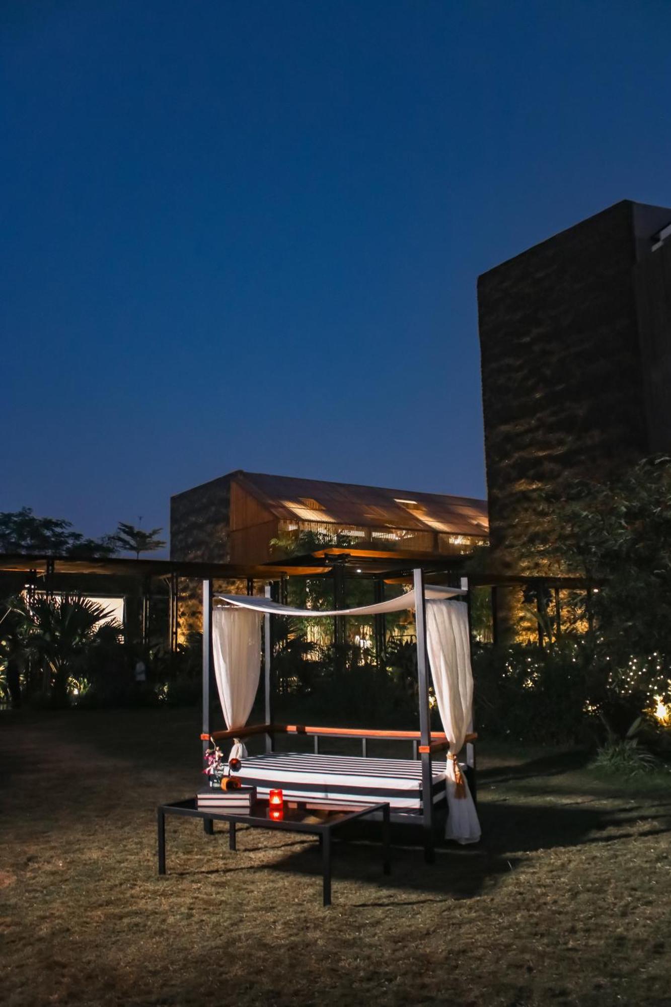 Radisson Resort And Spa ロナバラ エクステリア 写真 The Sukhothai