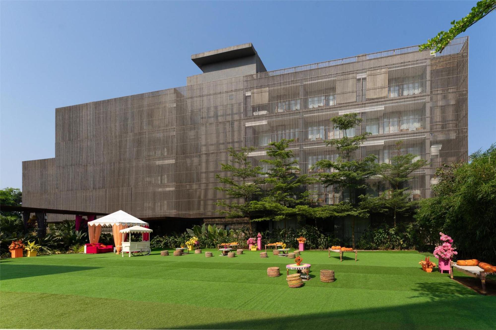 Radisson Resort And Spa ロナバラ エクステリア 写真